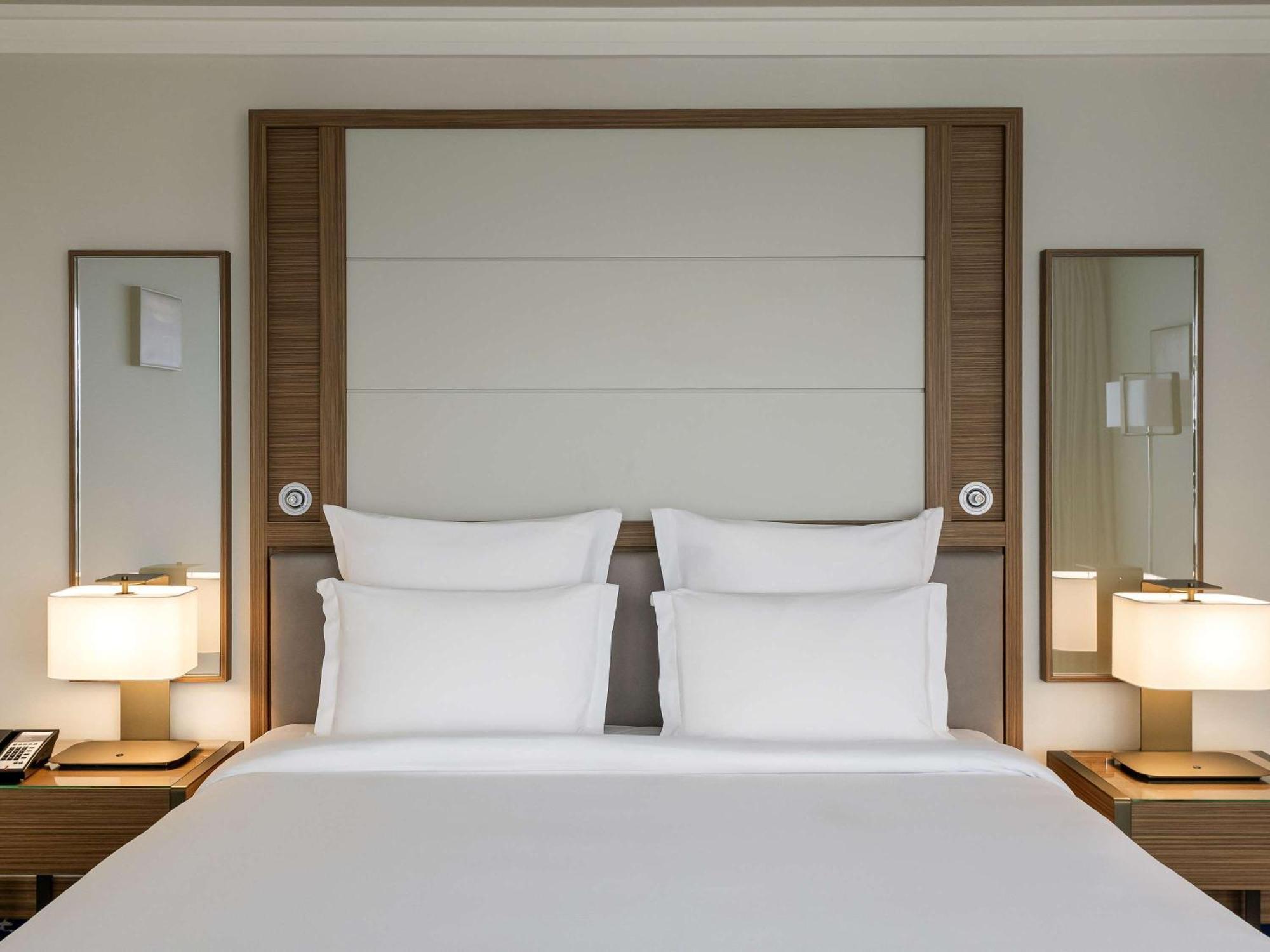 Hotel Oran Bay Managed By Accor Экстерьер фото